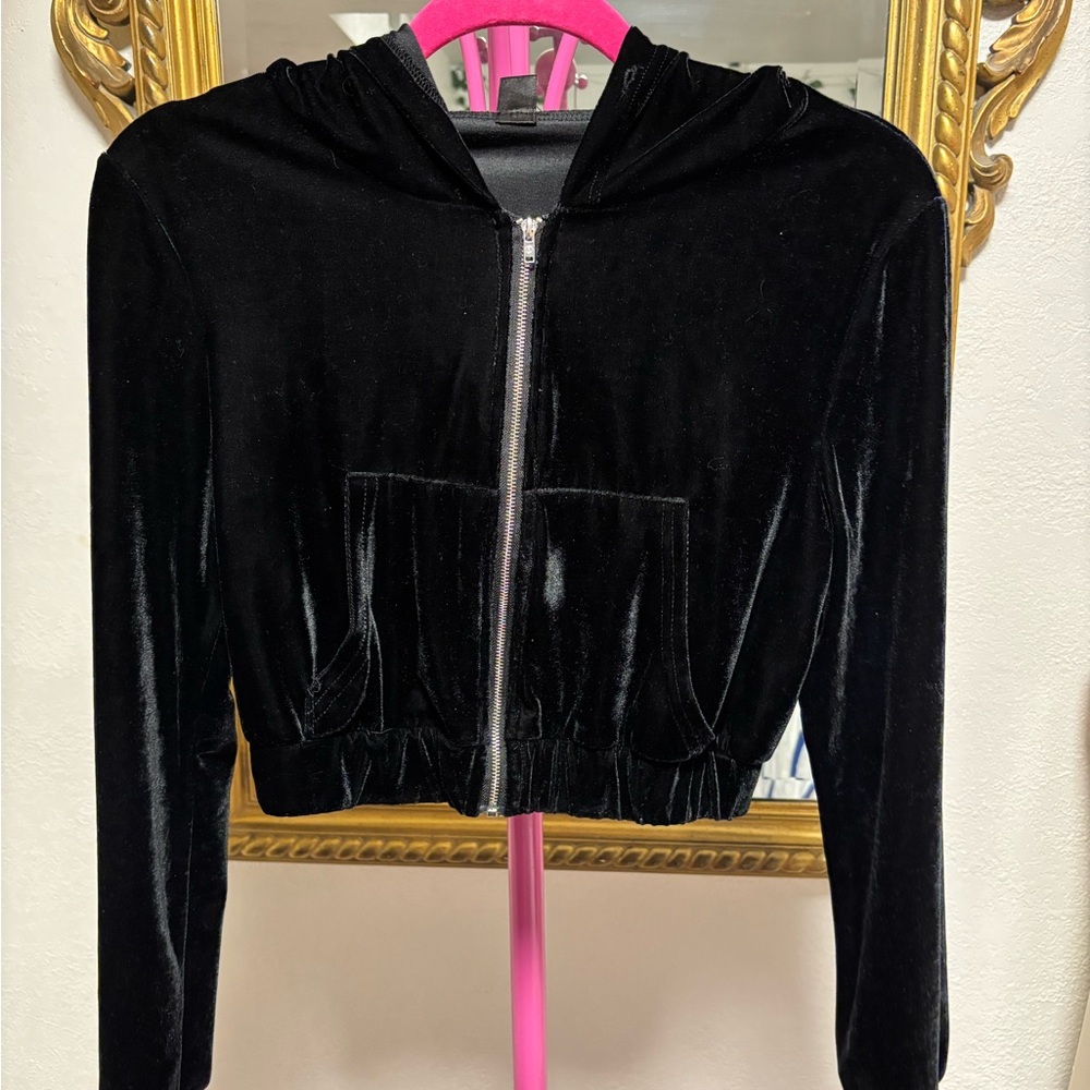 SHEIN Black Velvet Jacket